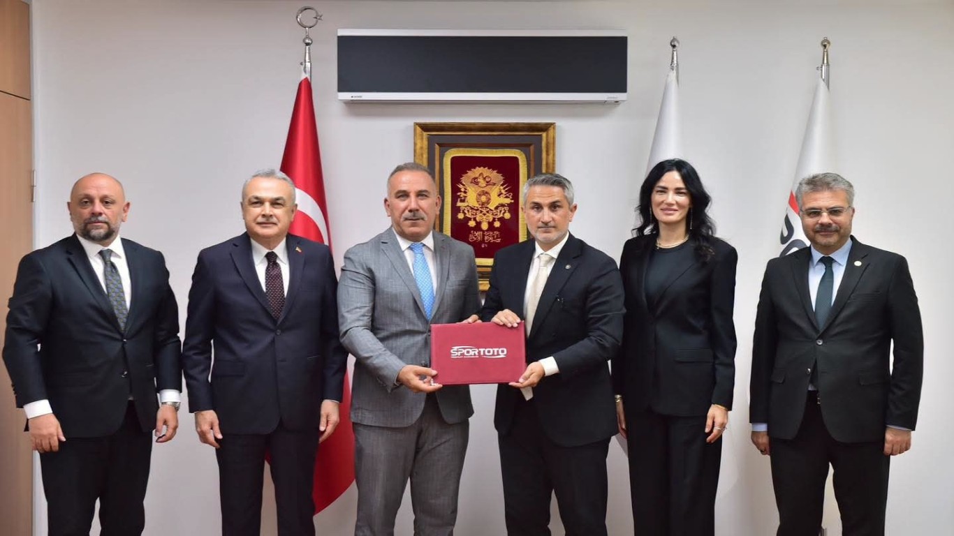 Çine’ye Müjde: İlçeye Yeni Spor Salonu Kazandırılıyor!